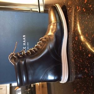 Cole Haan Lunar Grand lace boot size 10